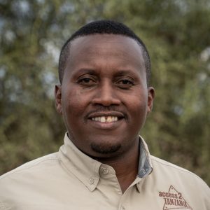 Maningo Tanzania Safari Tour Guide